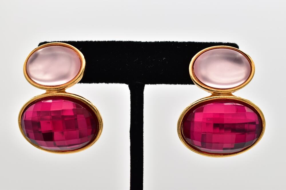 Avon Vintage Frosted Pink Lucite Cabochon Fuchsia Crystal Earrings Drop BinBK